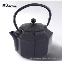 Cast Iron teapot with a Fully Enameled Interior Beautiful Hammered Design